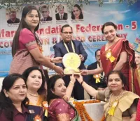 फिरोजाबाद: बहजोई में आयोजित अधिवेशन में महिला शक्ति की पदाधिकारी हुई सम्मानित