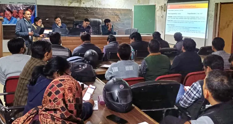 फिरोजाबाद: डायरिया से बचाव के लिए लोगों को किया जागरूक