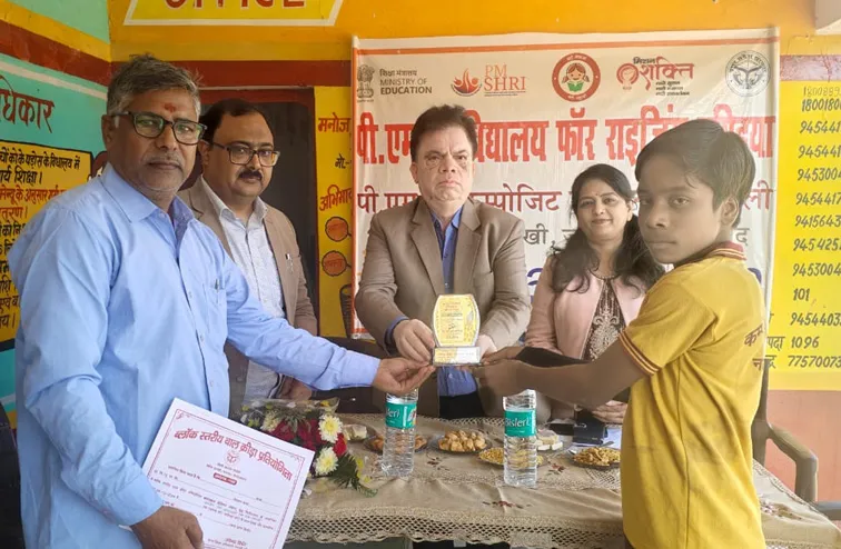 फिरोजाबाद: खेलकूद प्रतियोगिता में त्रिलोकपुर व कपावली की टीम रही विजेता