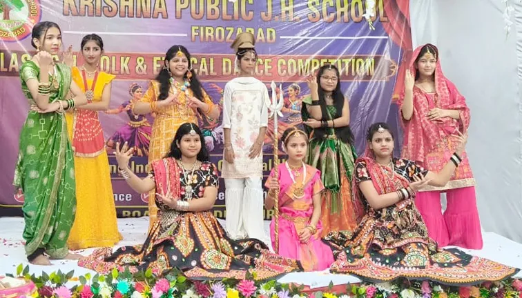 फिरोजाबाद: नृत्य प्रतियोगिता में बच्चों ने दी प्रस्तुती