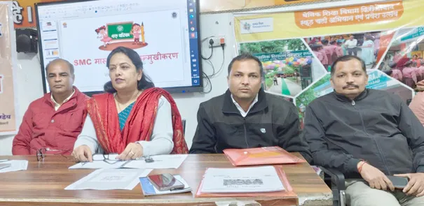 फिरोजाबाद: शिक्षा सुधार के लिए सामूहिक जिम्मेदारी जरूरी