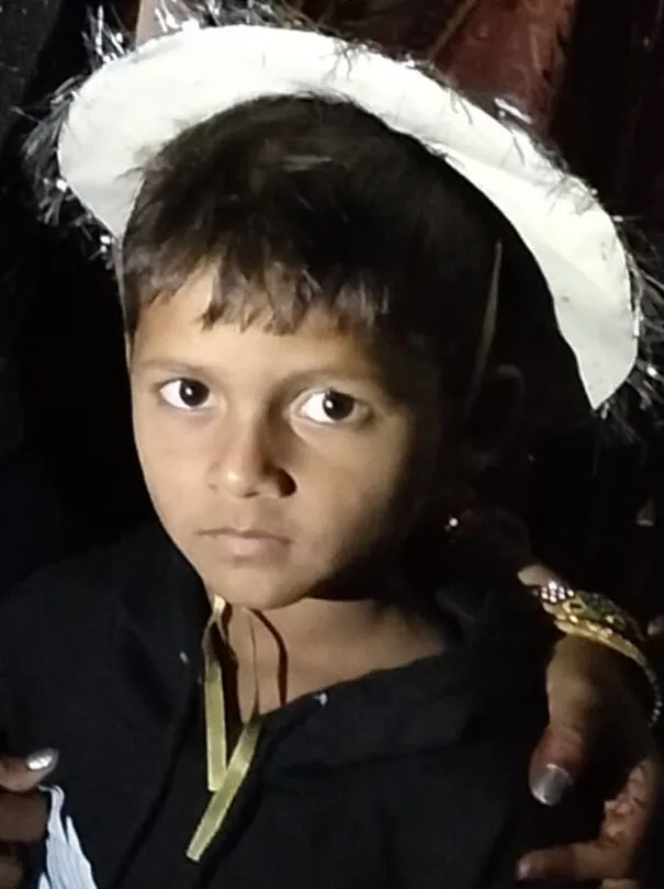 फिरोजाबाद: खाना बनाते समय गैस सिलेंडर में लगी आग, चार भाई बहन घायल, एक की मौत