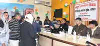 फिरोजाबाद: शिकायती पत्रों के निस्तारण में लापरवाही बरतने वाले अधिकारियों को बक्शा नहीं जायेगी-डीएम