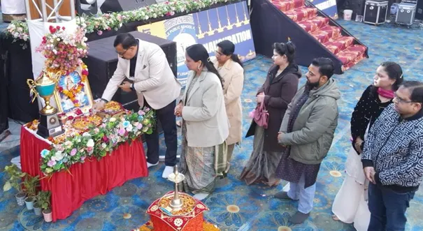 फिरोजाबाद: स्प्रिंग डेल पब्लिक स्कूल के वार्षिकोत्सव में बच्चों ने मचाया धमाल