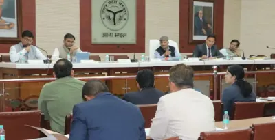 आगरा: आईजीआरएस की शिकायतों का निस्तारण नहीं हुआ तो होगी कार्रवाई- मंडलायुक्त