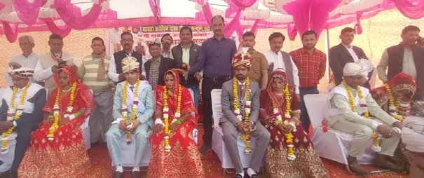 फिरोजाबाद: कांशीराम जनकल्याण सेवा समिति ने 21 जोड़े का कराया विवाह