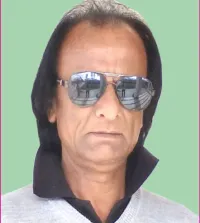 फिरोजाबाद: सॉफ्टबॉल महिला क्रिकेट टीम के चयन करता बने अनिल