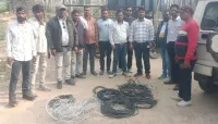फिरोजाबाद: 45.4 लाख के 90 बकायेंदारों के कनैक्शन काटकर, केबिले की जब्त
