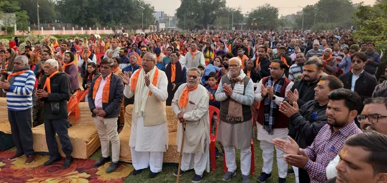 फिरोजाबाद: वासुदेव कुटुंब की भावना संस्कृति की धरोहर के रूप में मिली विरासत-शशांक भाटिया