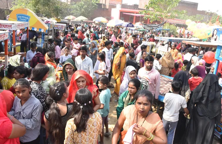 फिरोजाबाद: गंभीर रोग और बीमारियां को दूर करती है मॉ शीतला देवी-मनीष असीजा