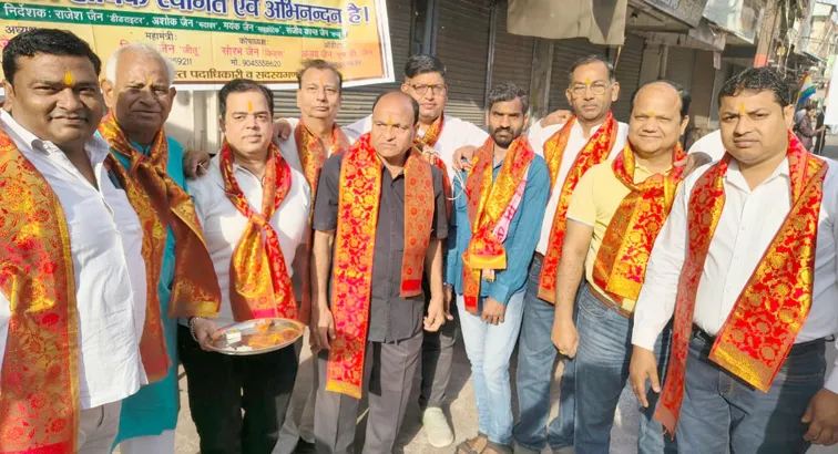 फिरोजाबाद: भगवान आदिनाथ का जन्मकल्याणक महोत्सव मनाया गया, निकली रथयात्रा